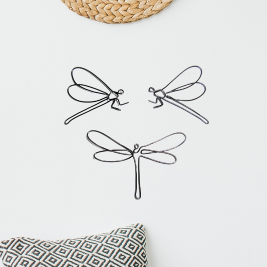 Dragonfly sign wire wall art