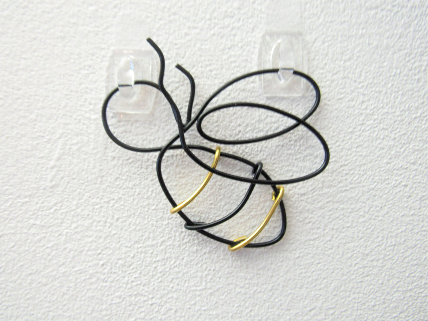 Bee wire art wall decor, bumble bee gifts for kids