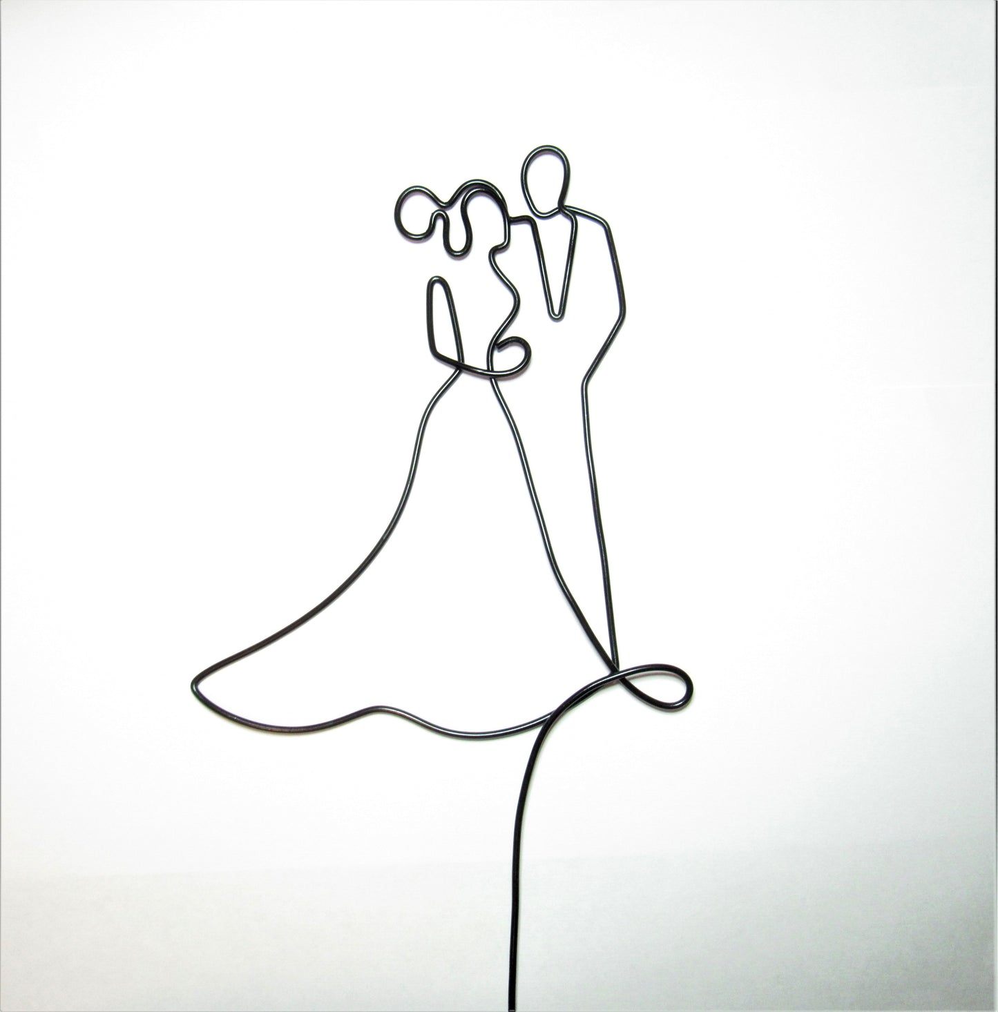 Couple figure wedding cake topper wire, silhouette wire couple bride and groom